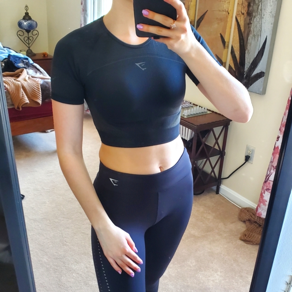 Gymshark Cropped Athletic Shirt